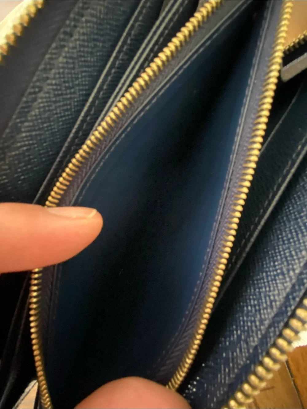 Louis Vuitton Damier Paillettes Zippy Wallet